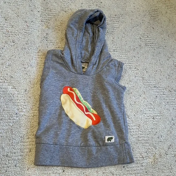 Monica + Andy Hot Dog Embroidered Sweatshirt Hoodie Short Sleeve Sleeveless - Picture 2 of 5